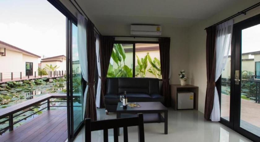 Bua Tara Resort Nong Prue Eksteriør bilde