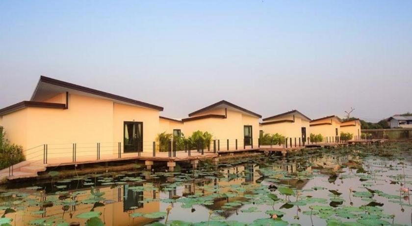 Bua Tara Resort Nong Prue Eksteriør bilde